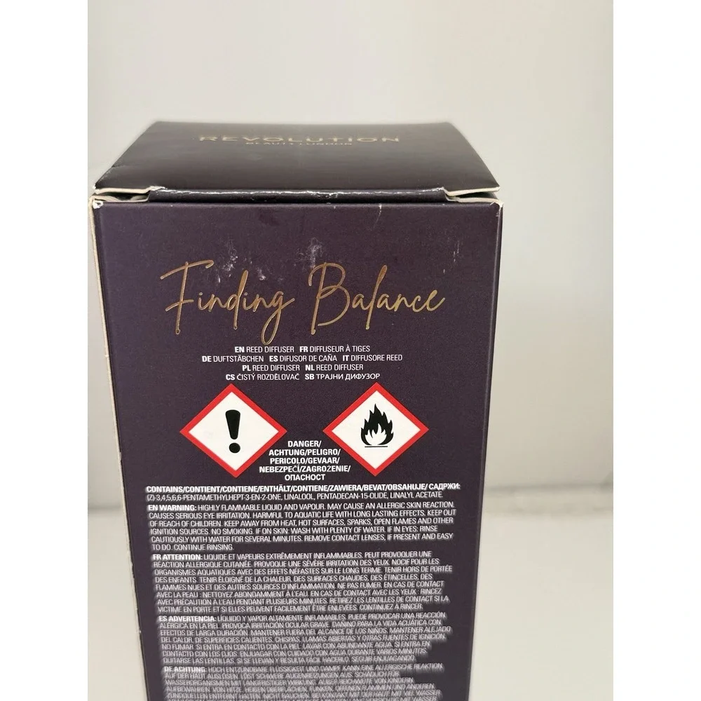Revolution Beauty London Reed Diffuser Finding‎ Balance Citrus & Floral 3.38 oz